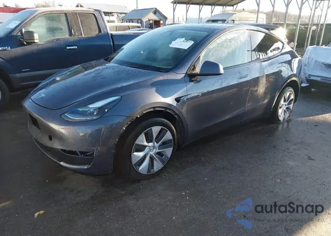 2023 Tesla Model Y из США, поврежденный, VIN 7SAYGDEE0PA172079